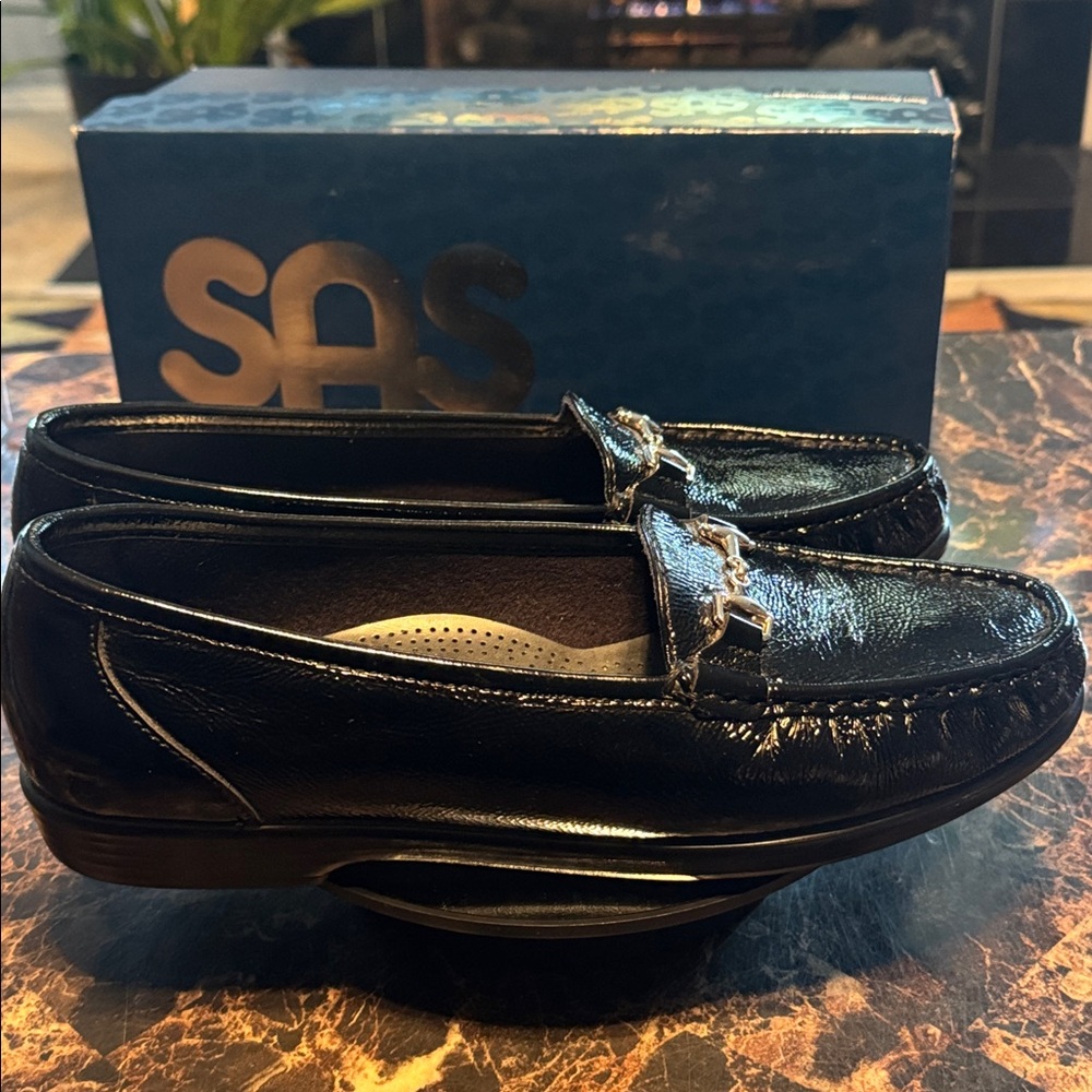 “SOLD” SAS Metro-P Black Patent Leather Loafers - Women’s Size 10M